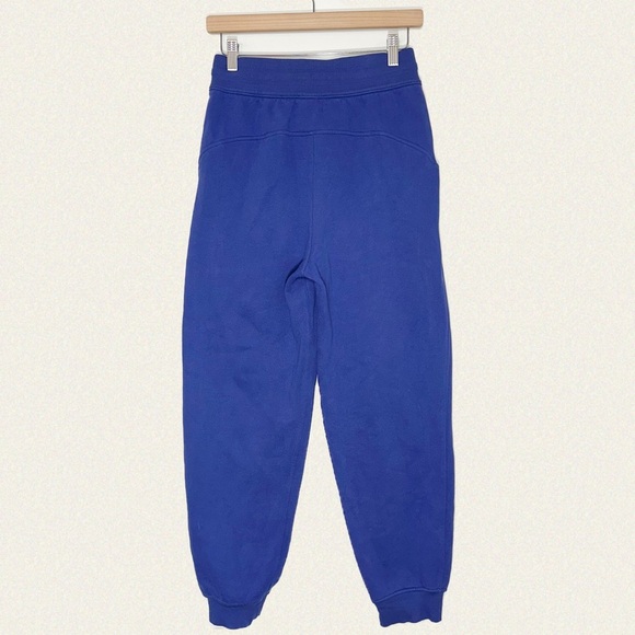 Lululemon Scuba High-Rise Relaxed Jogger - Picture 7 of 9